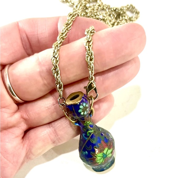 Vintage Designer Cloisonné Enameled Brass Flower Vase/Snuff Bottle Necklace, EUC - Picture 5 of 14